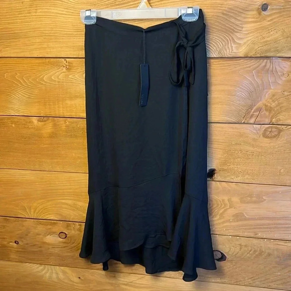 Krisa by revolve womens‎ wrap asymmetrical skirt XS oversized black midi event - Picture 1 of 11